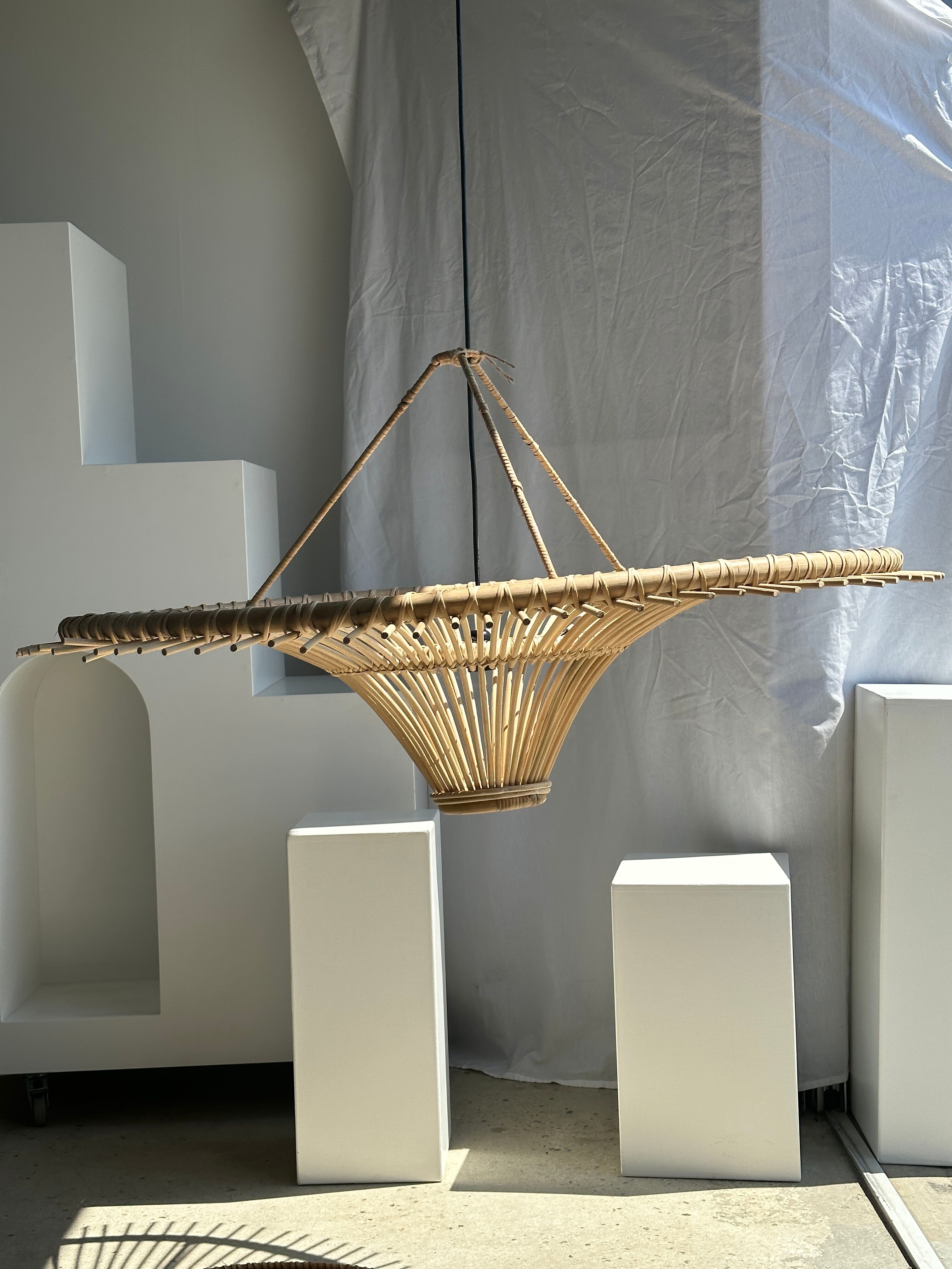 Suspension rattan saucer iron frame D:120 H:60