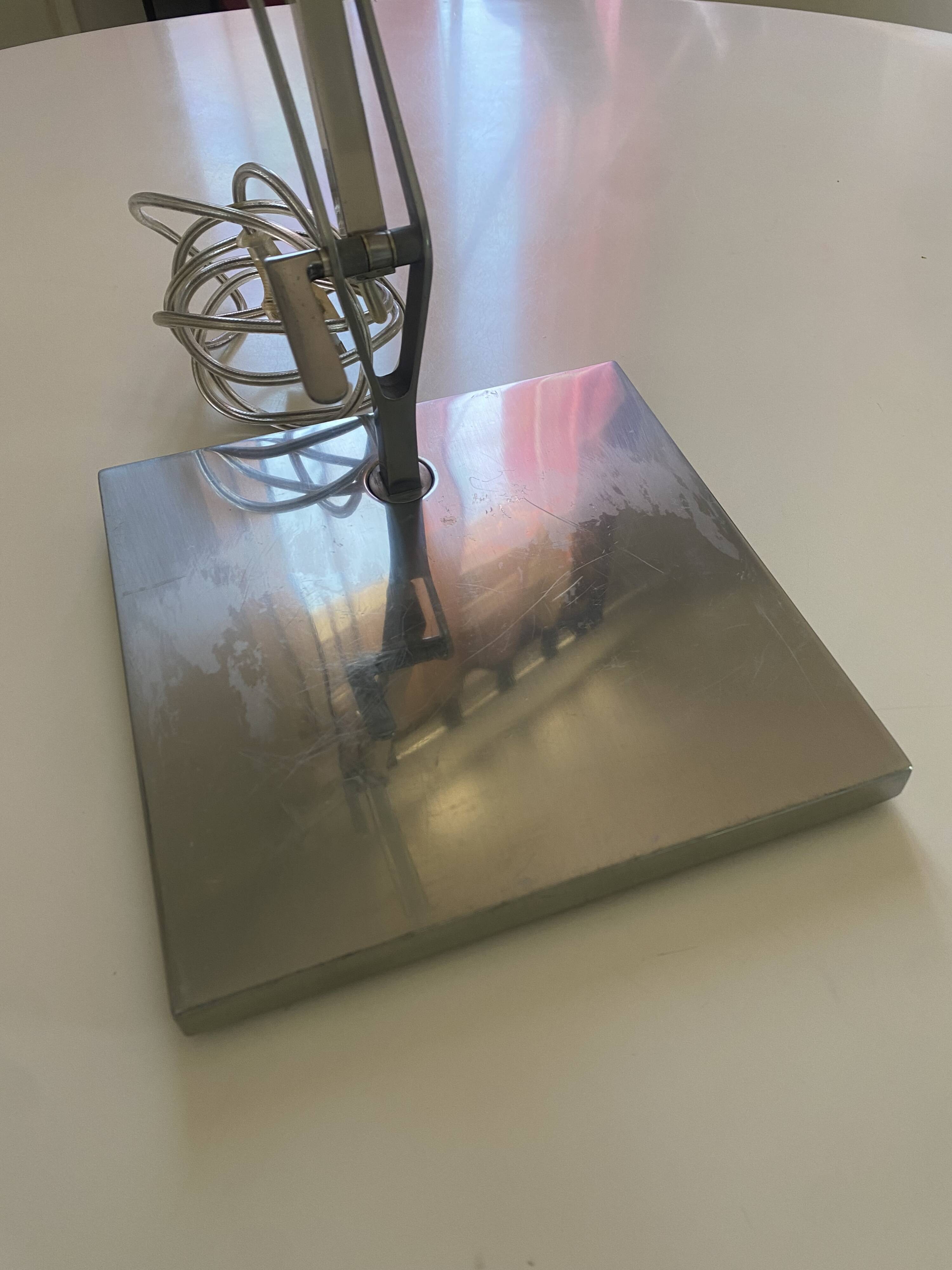 Lampe Kelvin T design Antonio Citterio édition Flos