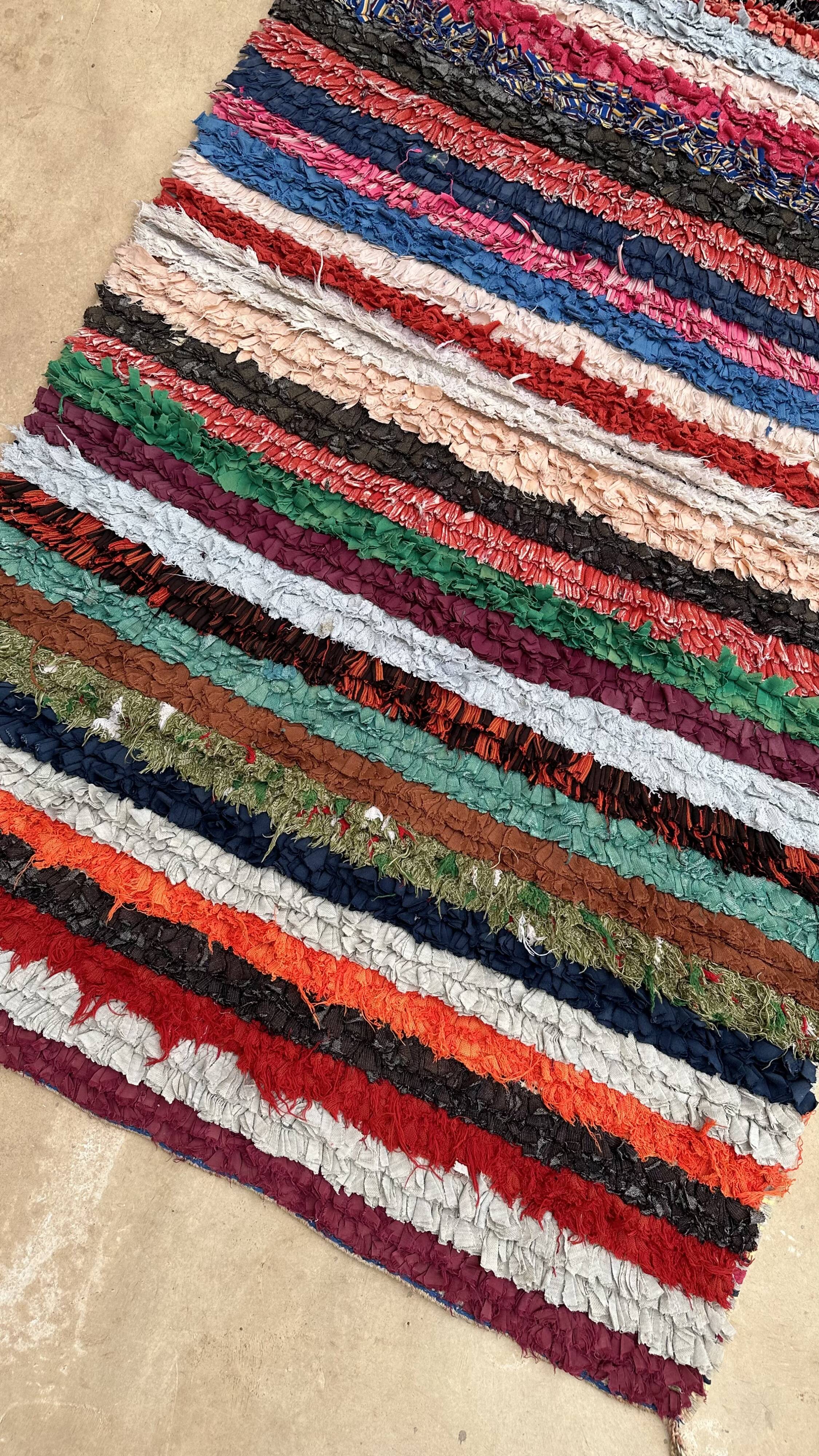 Moroccan carpet - 101 x 190 cm
