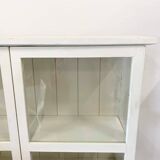 White wall display cabinet
