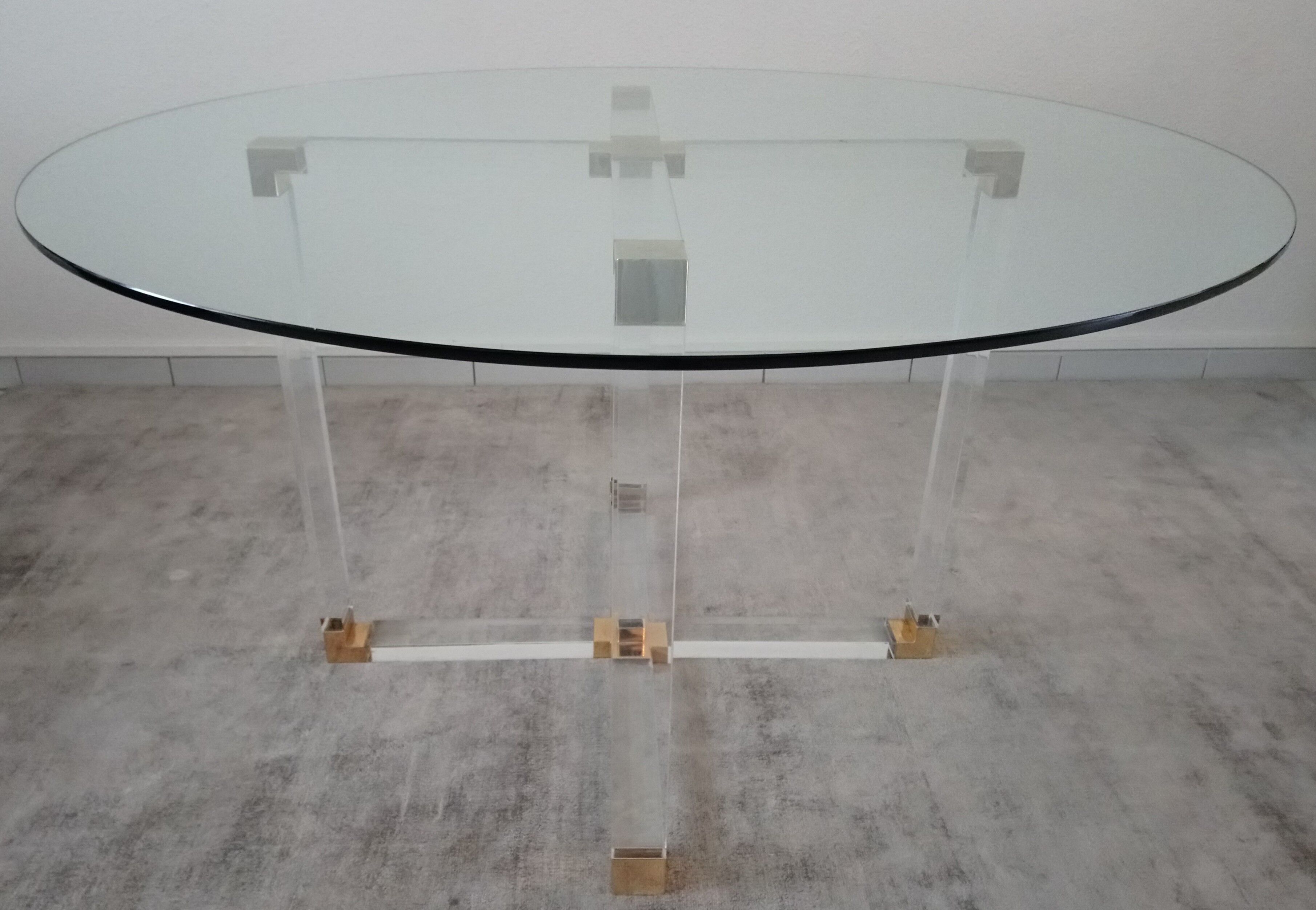 Dining table in lucite and Italian design glass for Metalarte from the 70s