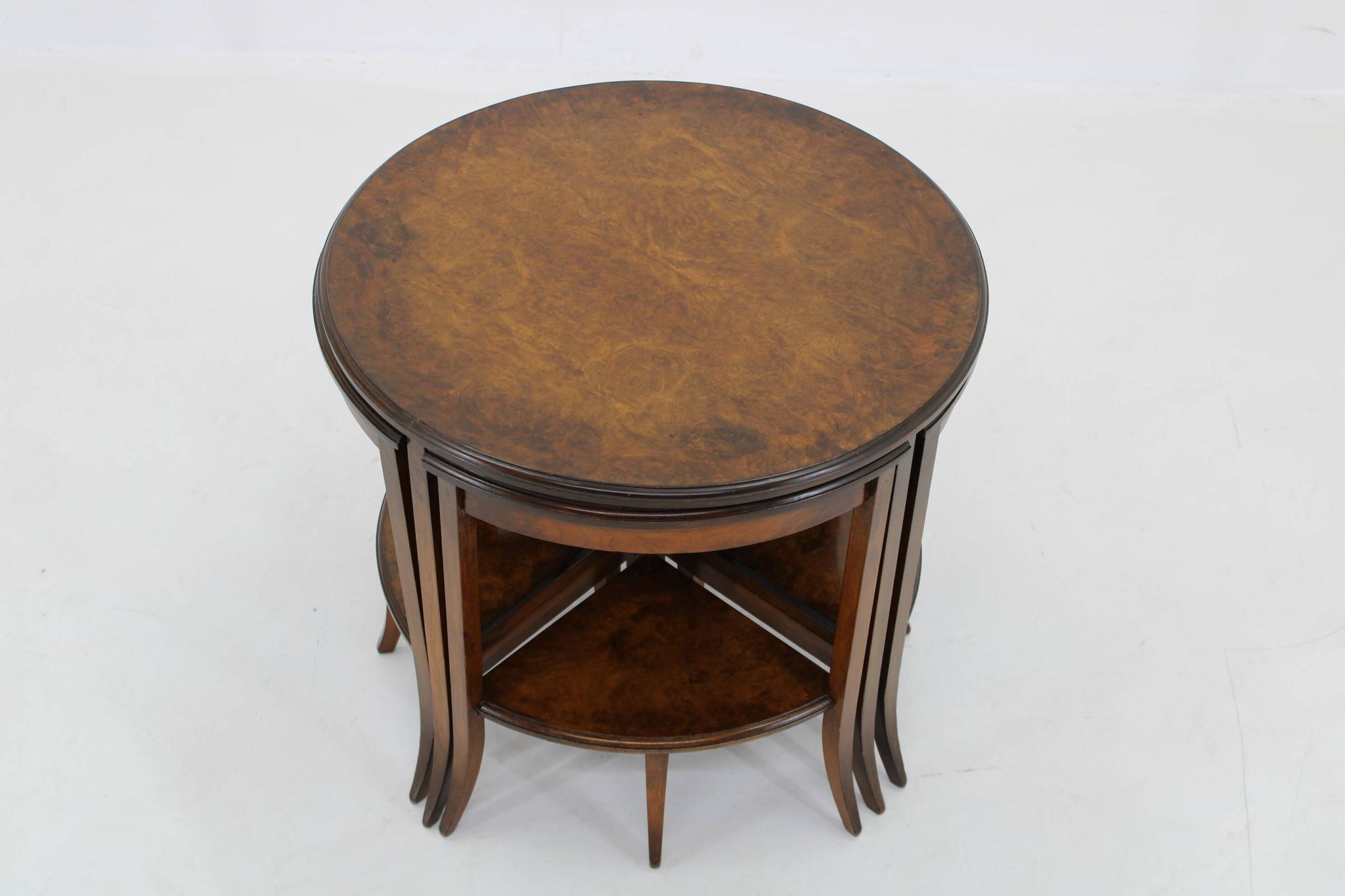 Tables gigognes Art Déco des années 1930 en noyer, Tchécoslovaquie