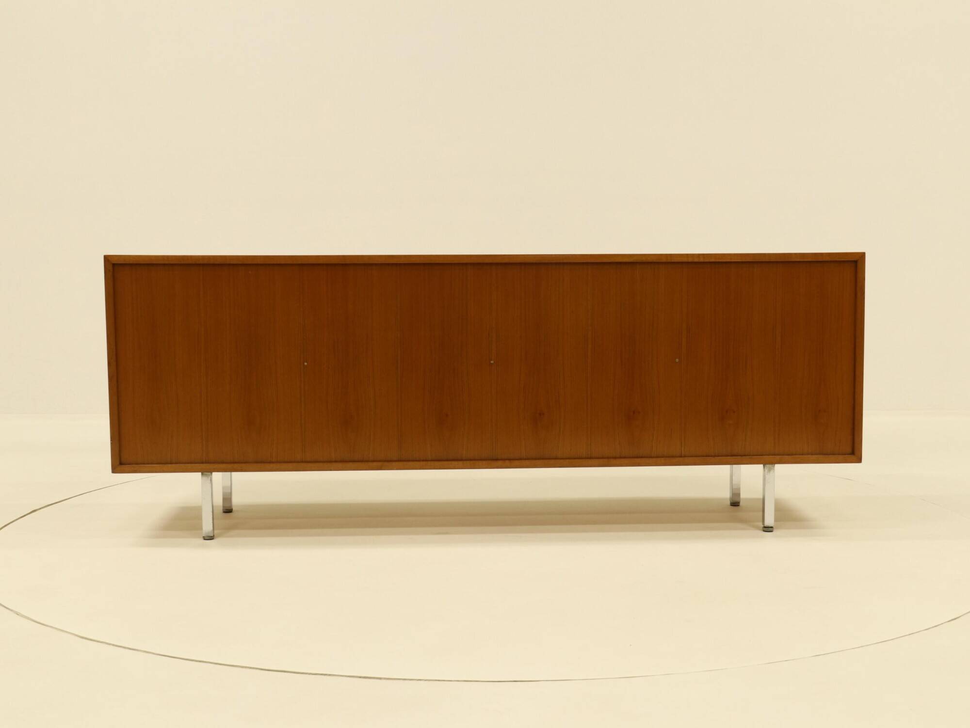 Buffet de style Mid-Century signé Florence Knoll pour Knoll International