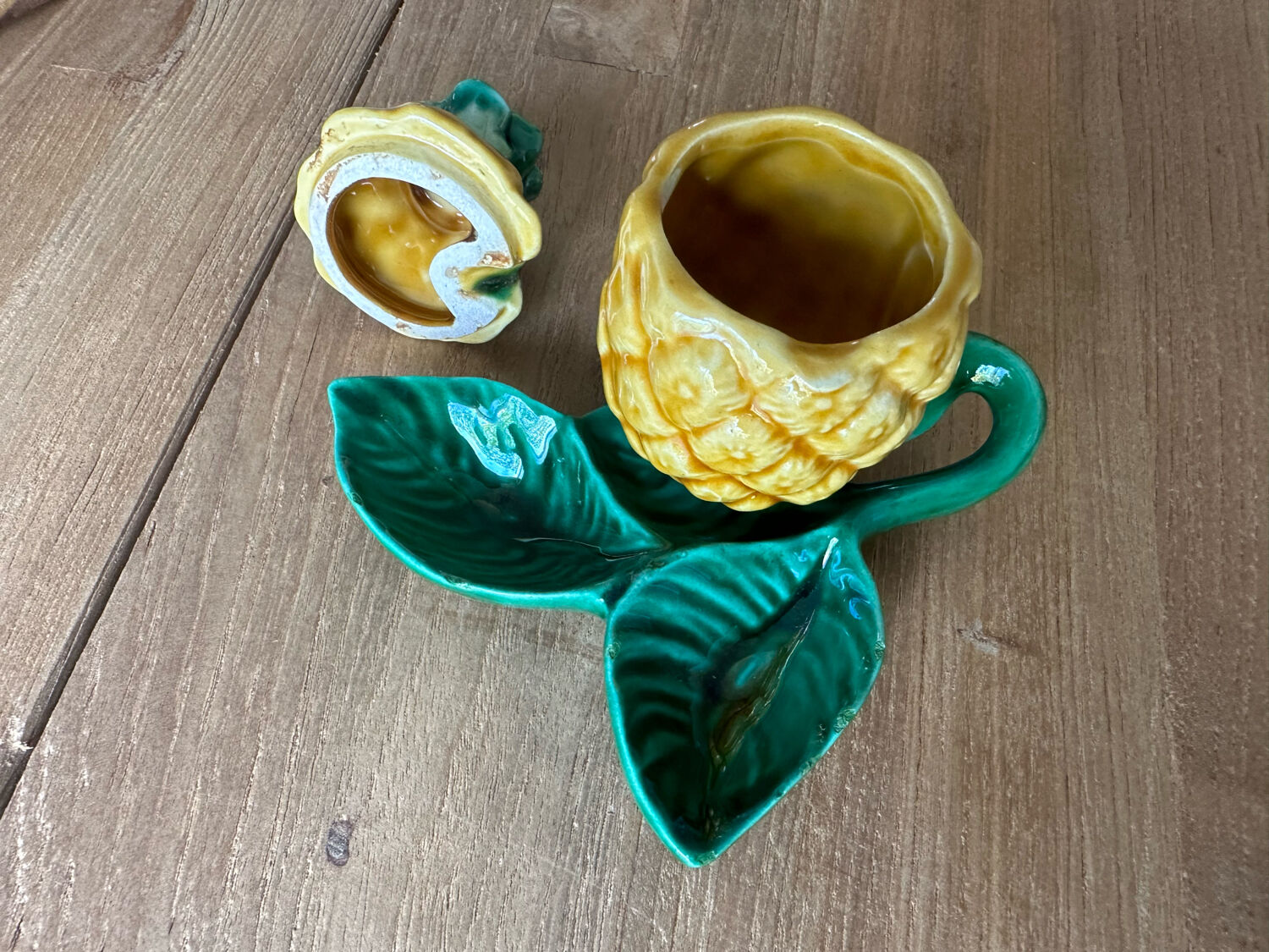 Pineapple olive or mustard pot