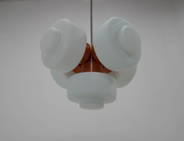 Suspension Du milieu Du Siècle, napako, Années 1960