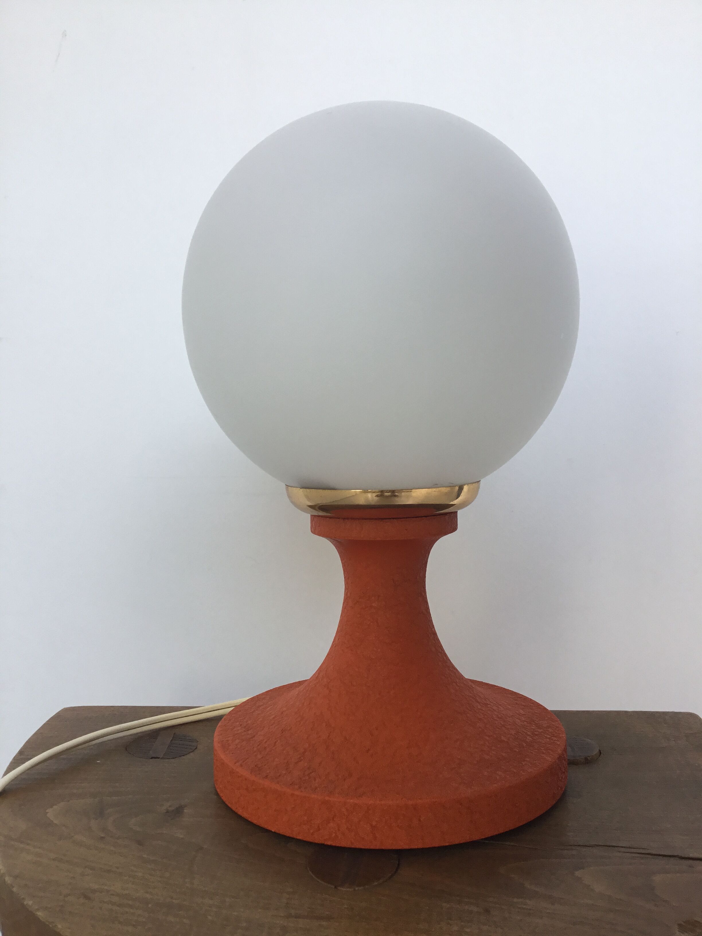 Table lamp foot tulip and opaline vintage 1960 orange