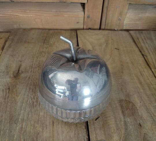 English sugar bowl in molded glass and metal