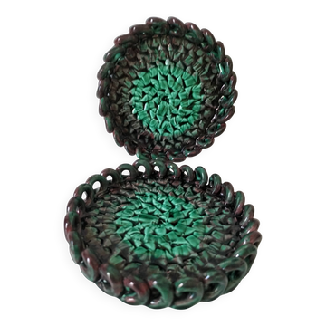Pair of enamelled woven ceramic trinket trays signed BL, Le Brusc (Var)