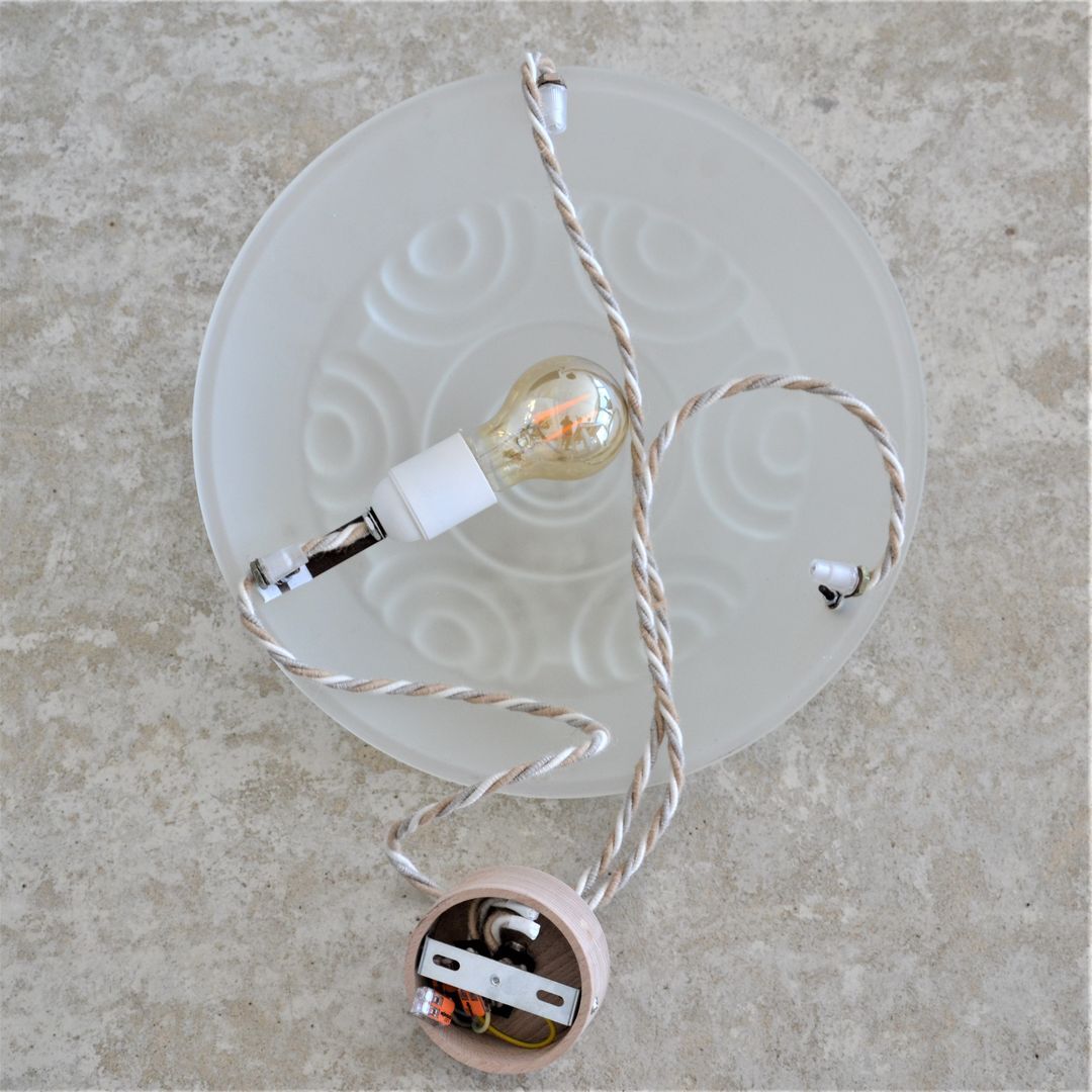 Suspension art nouveau style cacker in white frosted glass