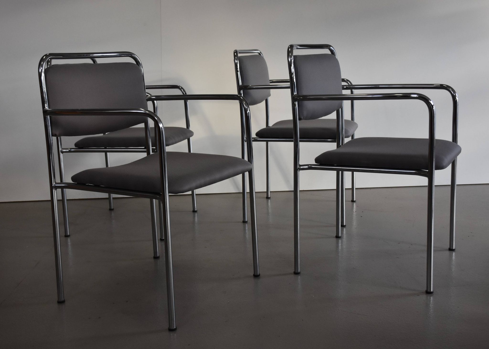 Set of 4 vintage chairs from the GDR era - 'Palast der Republik