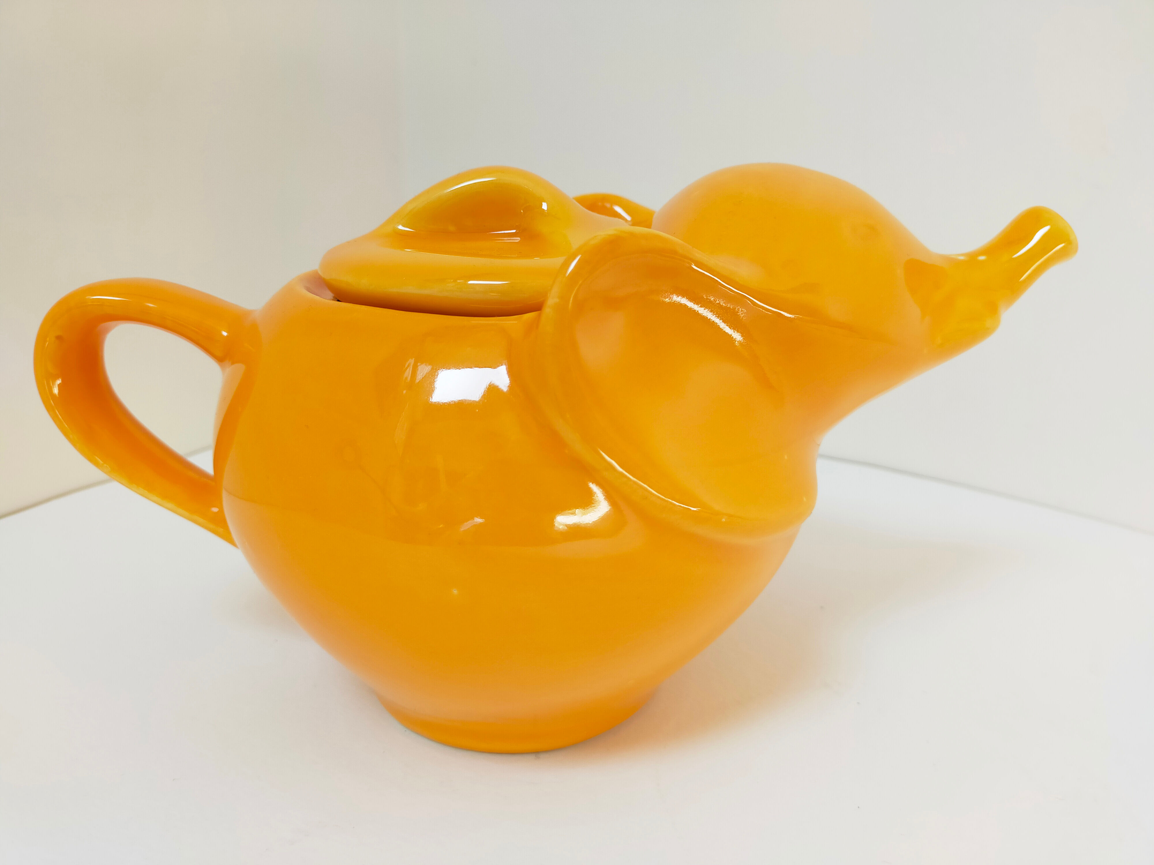 elephant teapot in vintage orange porcelain 80s