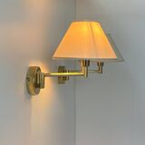 Paire d'appliques vintage orientable, laiton et tissu beige, France, 1970