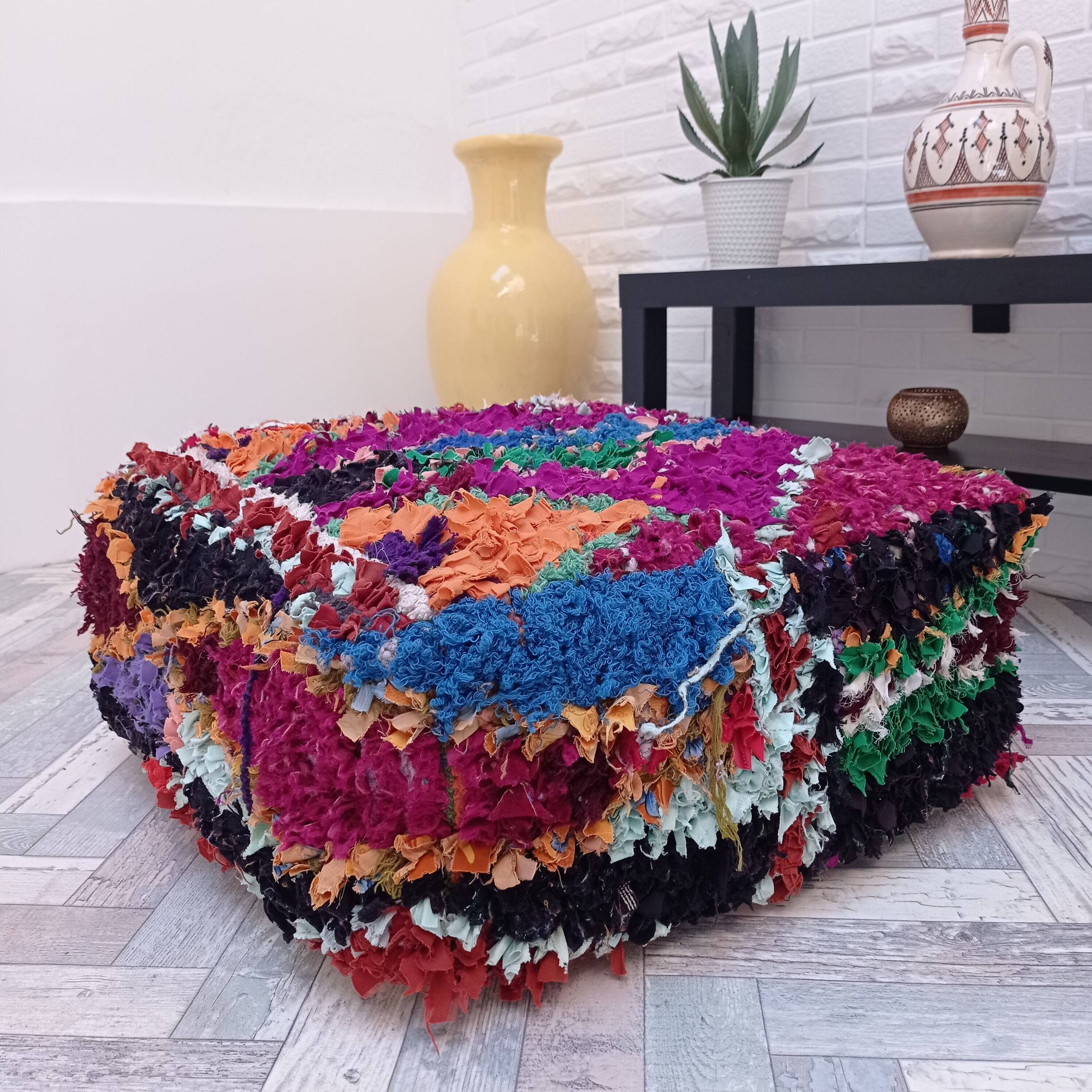 Handmade Berber pouf in wool 60 X 60 X 20 CM