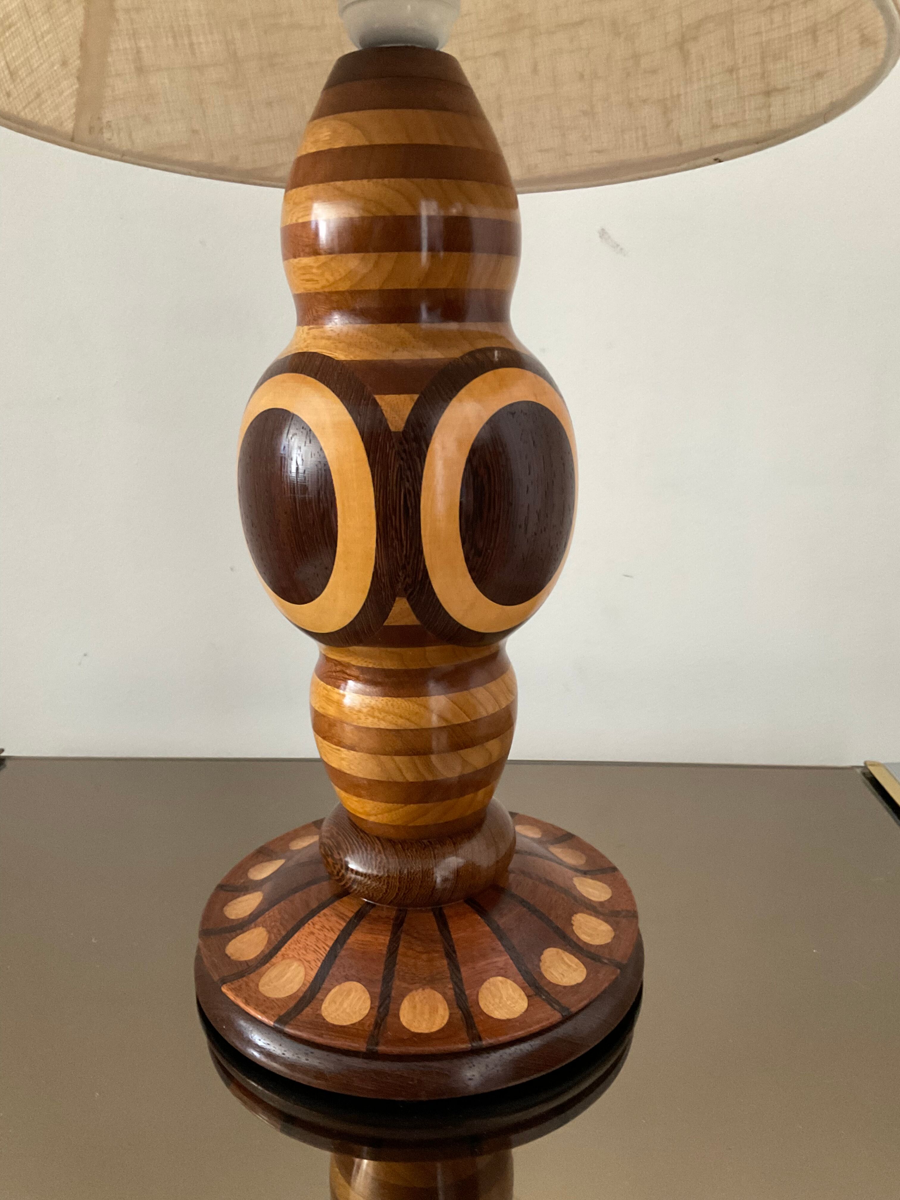 Vintage lamp in inlaid wood 60s-70s