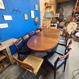 Baumann oval table circa 1960 for 12 guests