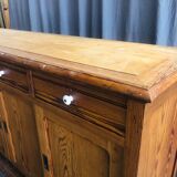 Pine buffet, with plenty of drawers and slippery doors, and porcelain handles