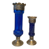 Paire de bougeoirs orientaux en verre bleu cobalt