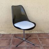 Pair of plexiglass shell and chrome steel chairs 1970.