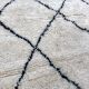 Tapis berbère marocain Beni Ouarain à losanges noirs 1,46x1m