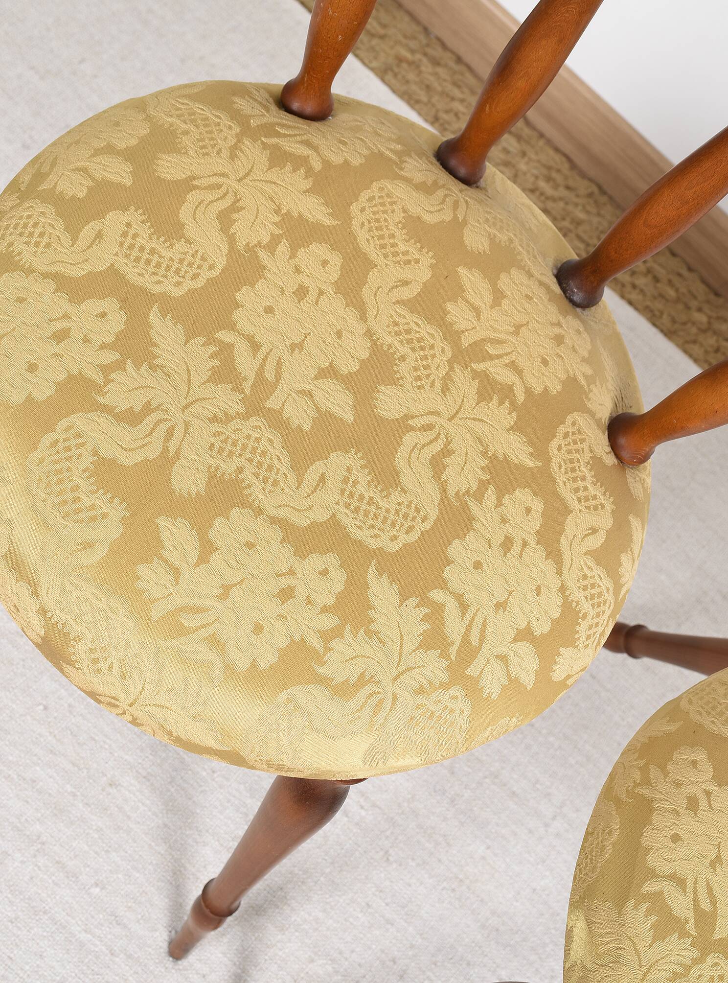 Pair of chairs in turned wood and fabric, vintage, dating from 1960.