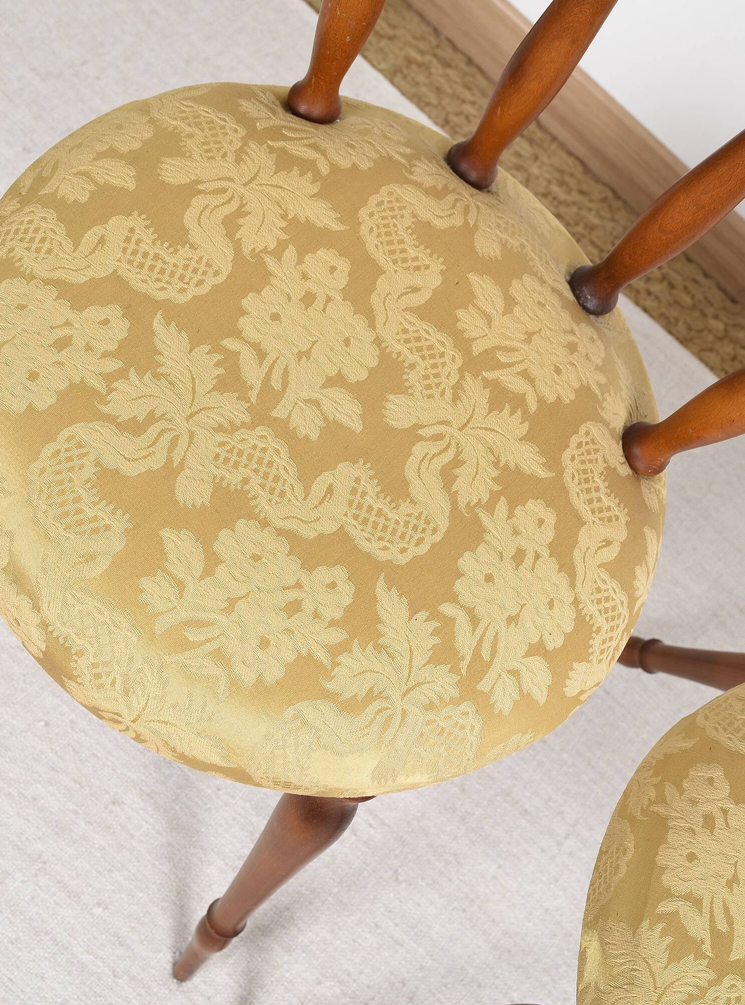 Pair of chairs in turned wood and fabric, vintage, dating from 1960.