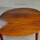 Table à manger de bois de rose