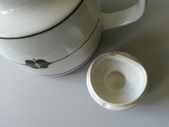 Teapot, Rörstrand manufactured in Sweden 70's