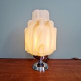 Art Deco Skyscraper table lamp in veined opaline, 1930s