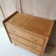 Commode pieds compas