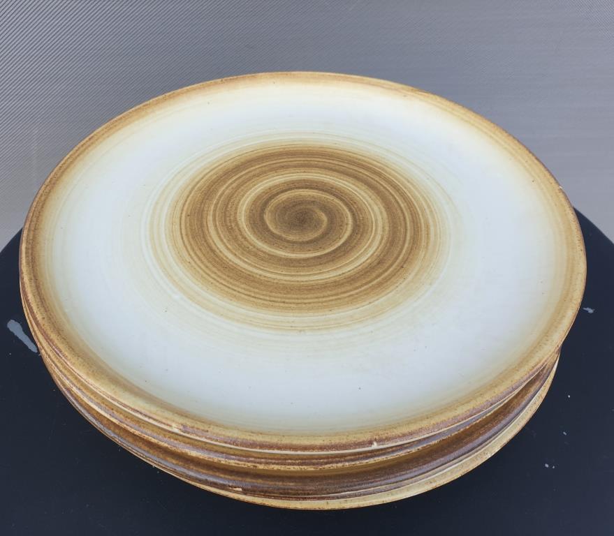 Set 5 plates longchamp 1970 spiral pattern diam24