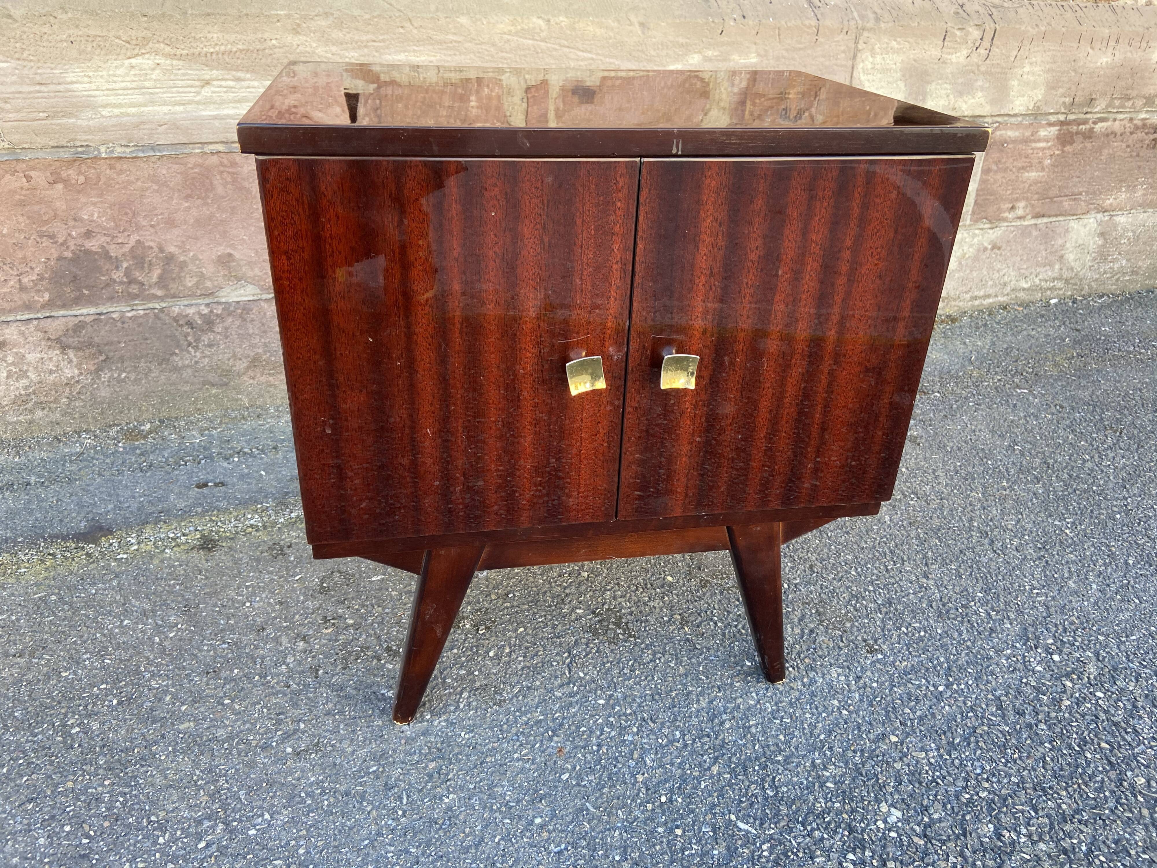 Bedside night table design 1960 vintage Scandinavian feet compass