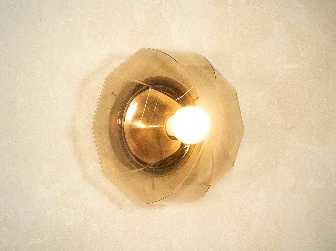 Elegant wall/ceiling lamp from the 1970s