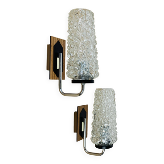 Pair of 1950s tulip wall lights in chiseled glass