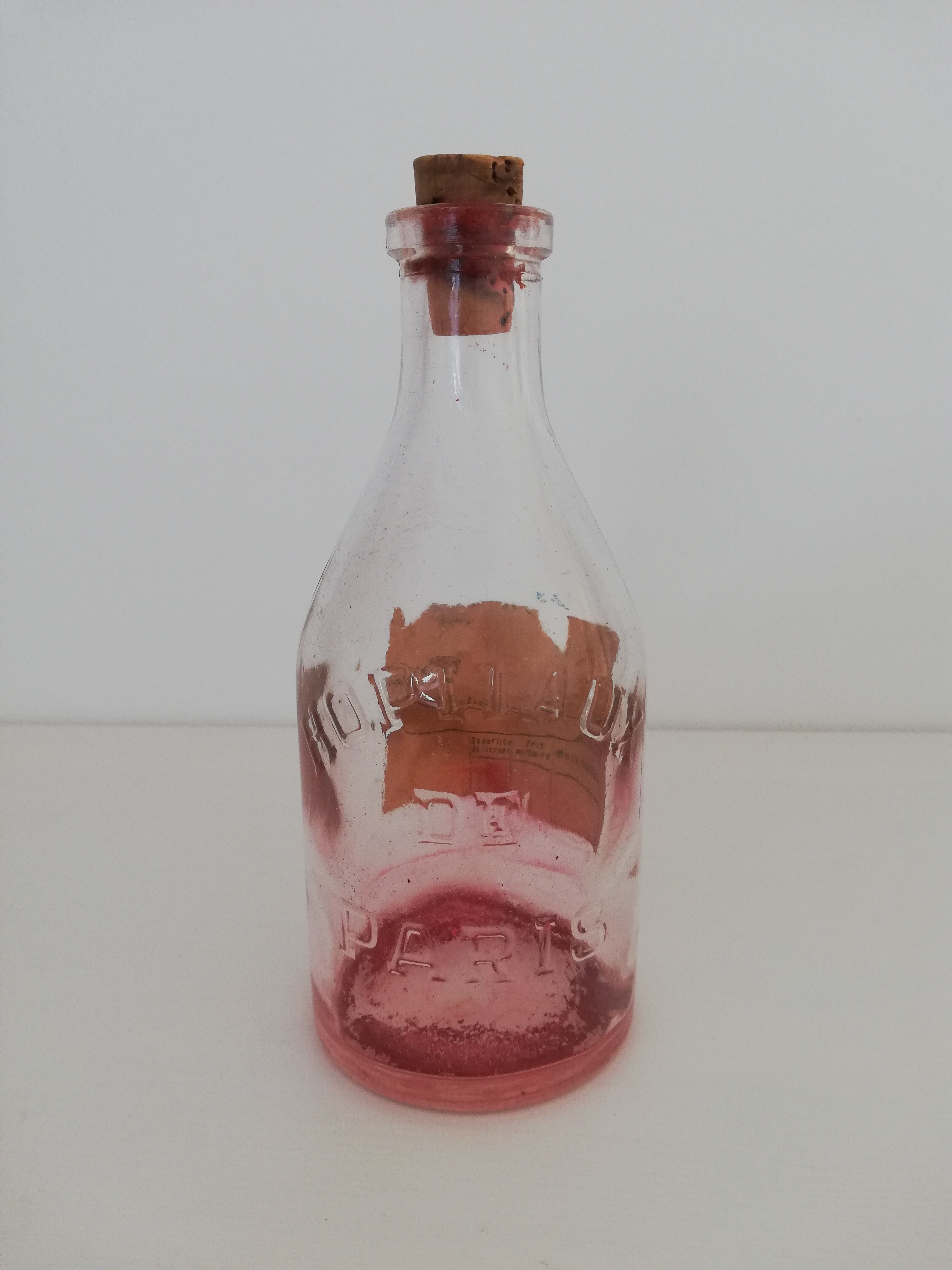 Bottle from the hospitals of Paris