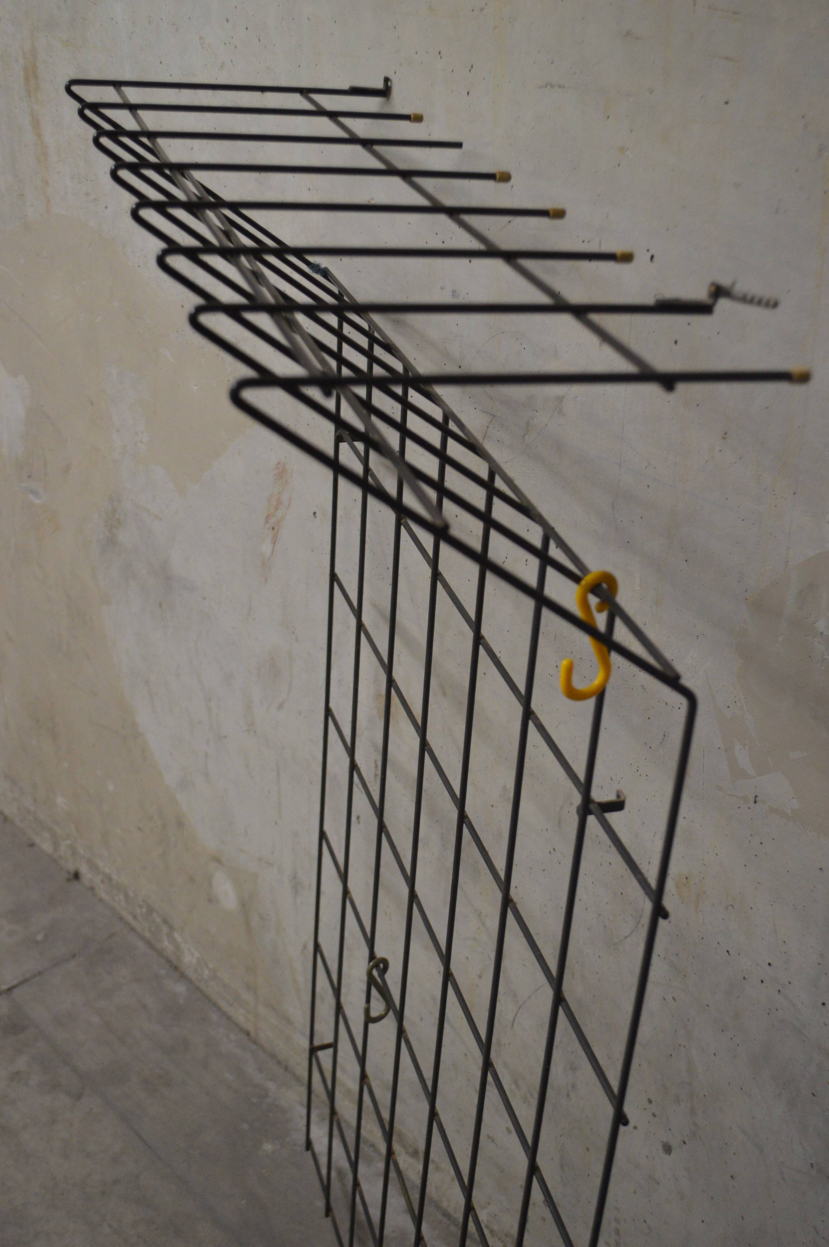 Vintage Scandinavian string coat rack from the 1960s, designed by Karl Fichtel