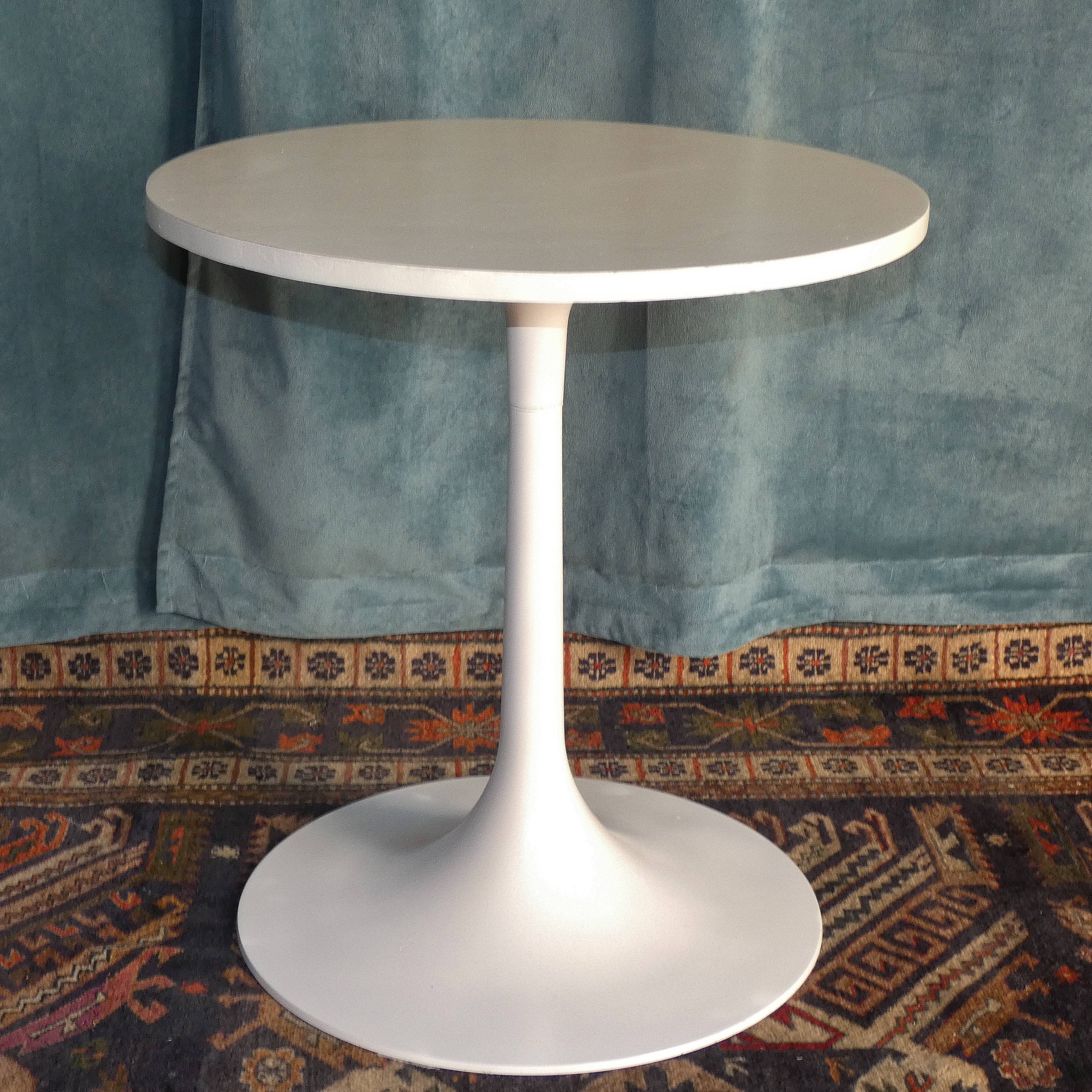 Side table tulip foot metal top melaminated 1960