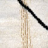 Beni Ouarain Moroccan Berber rug with black diamonds 238 x 160 cm new