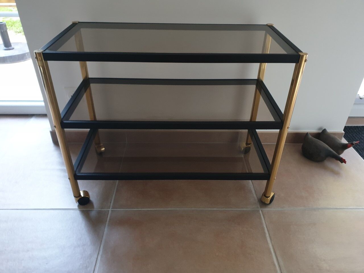 Old smoked glass service