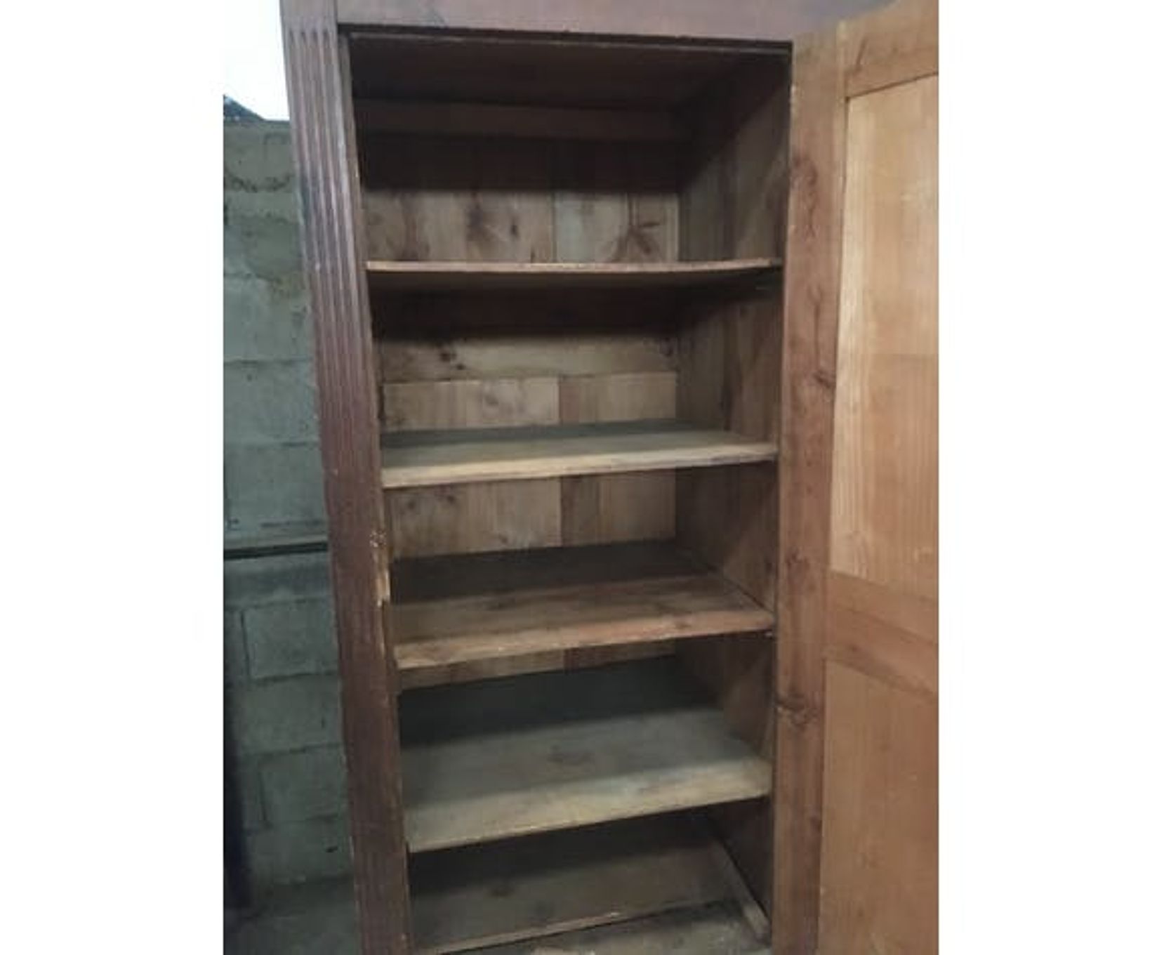 Large Parisian cabinet in workshop fir