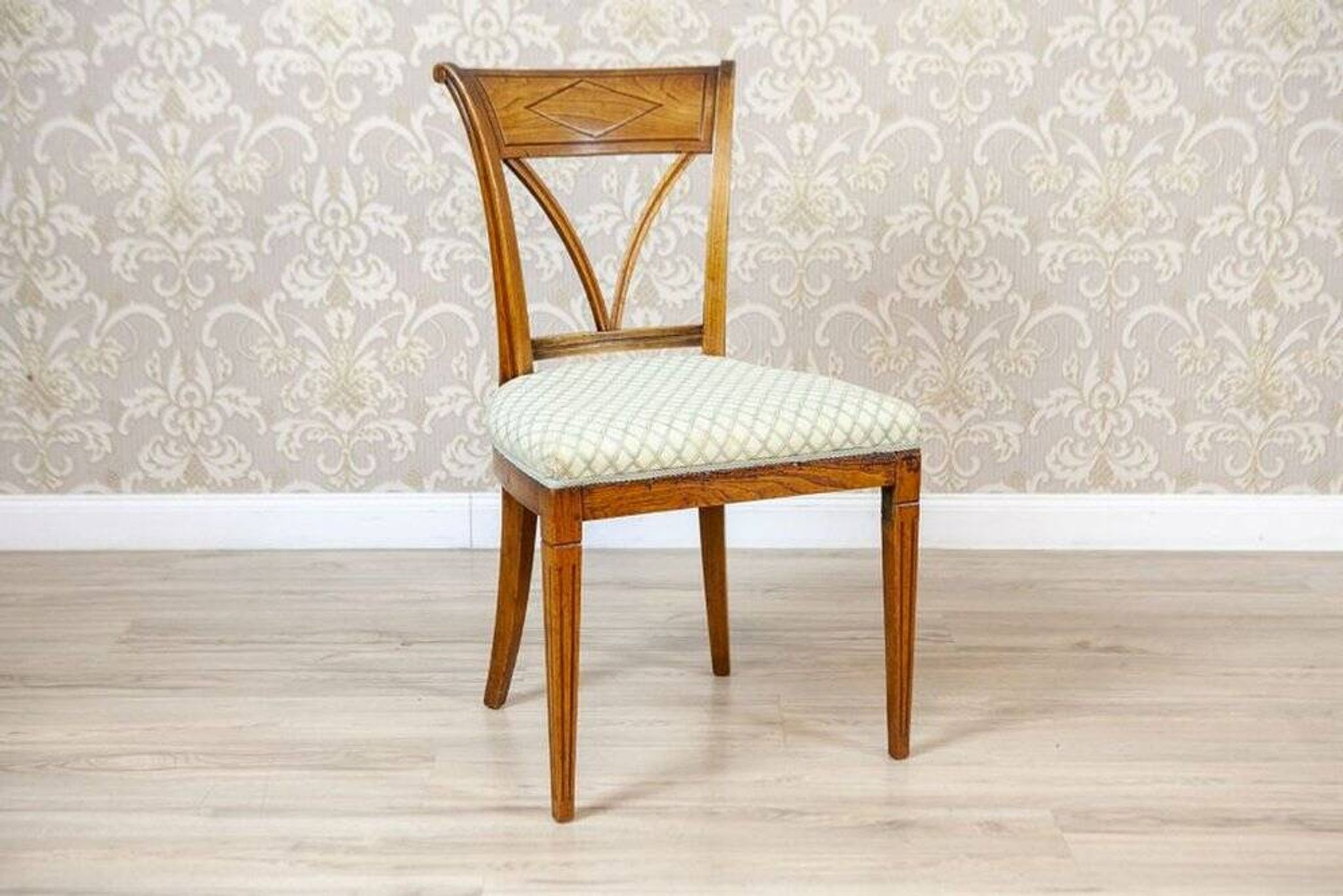 Vintage Elm Chairs in White Upholstery, 1950s, Set of 5