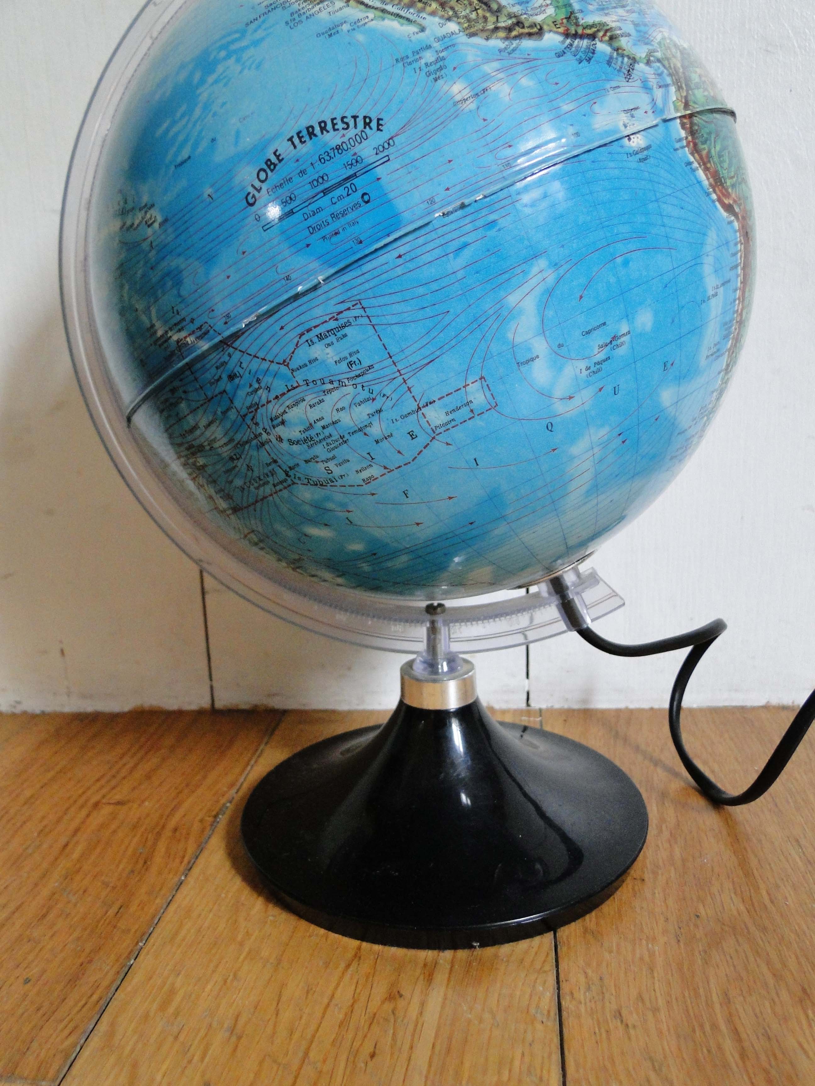 Light globe