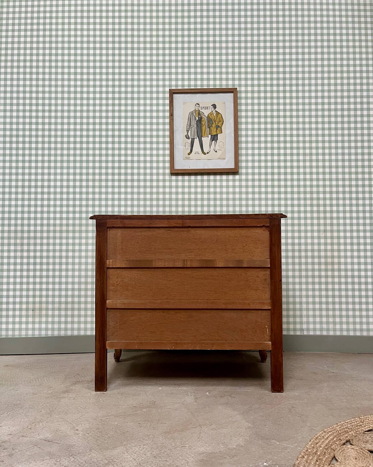 Renovated shabby chic chest of drawers