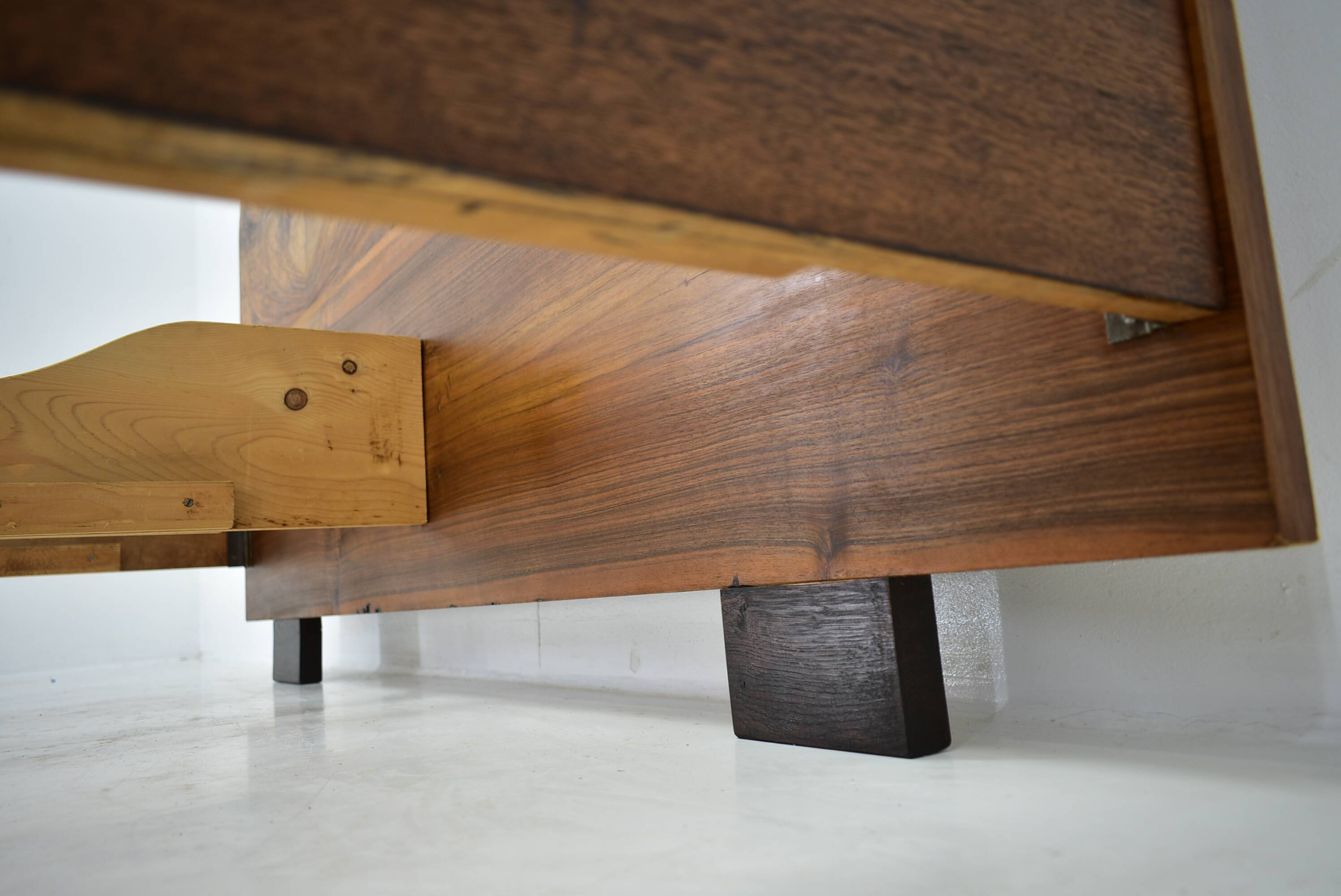 Art Deco double bed by Jindřich Halabala for Up Závody, 1945s
