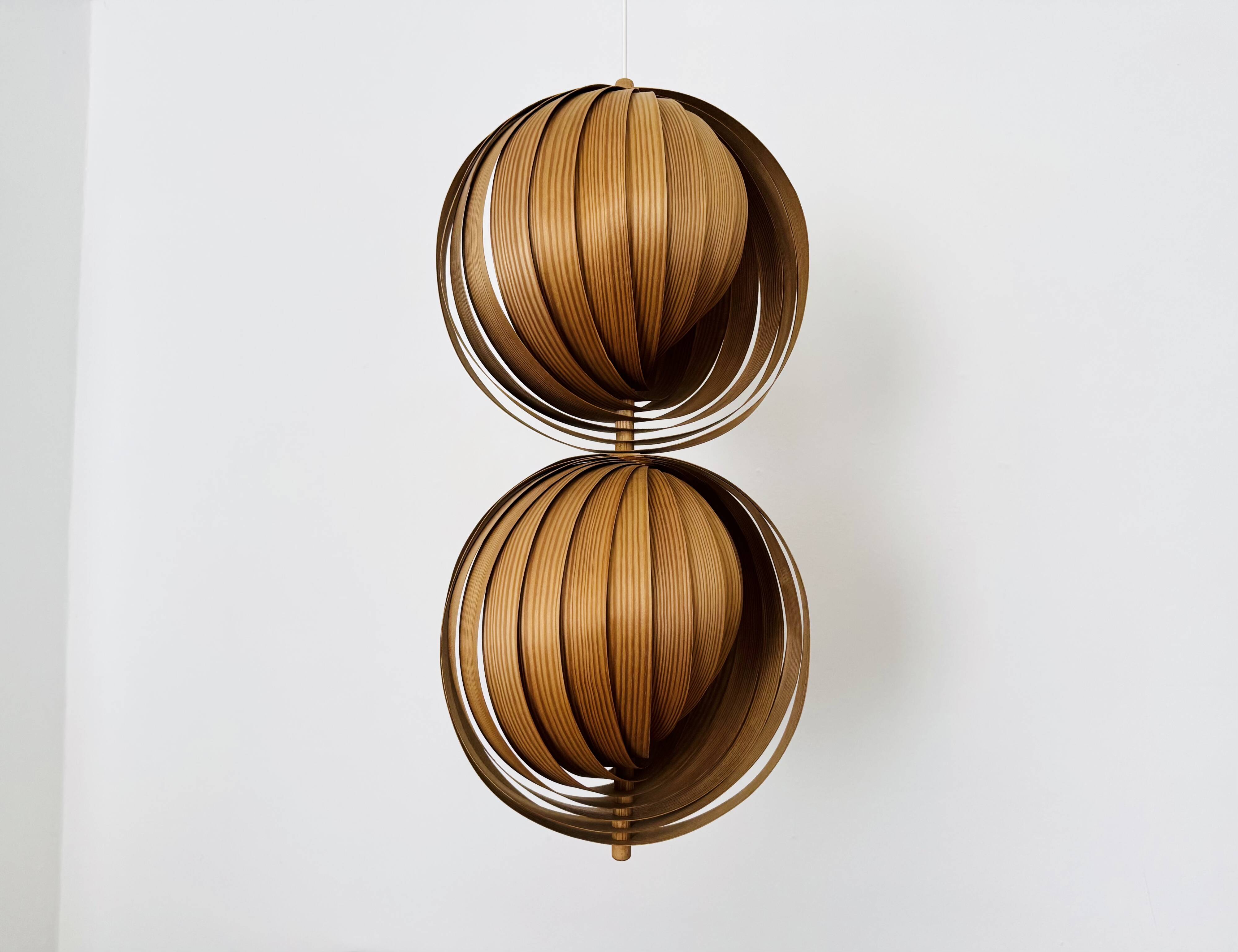Wooden Double Moon Pendant Lamp