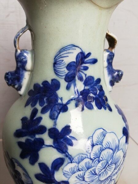 Vase celadon enamel white and blue chinese porcelain 19th
