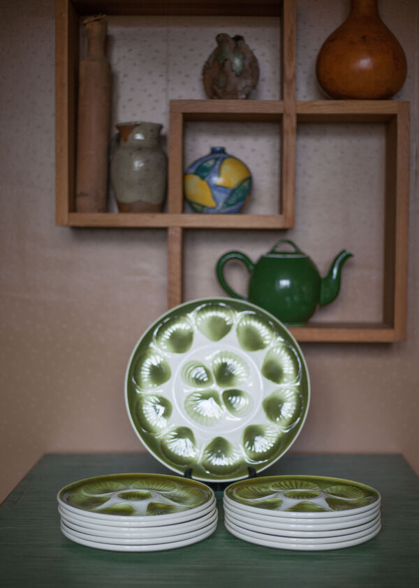 Service assiette coquilles céramique Orchies Moulin des Loups X11 et un grand plat,assiette à huitre