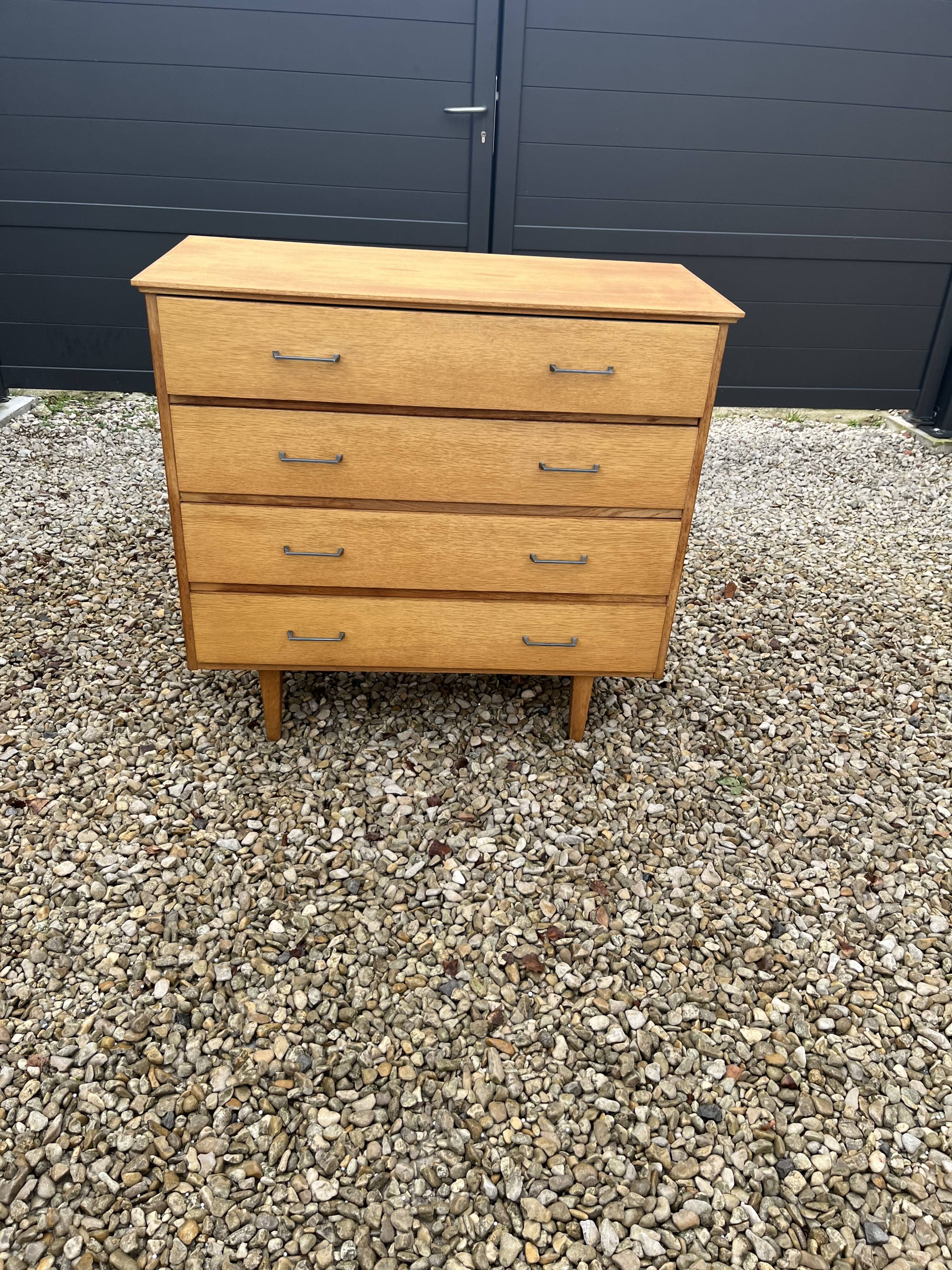 Vintage chest of drawers