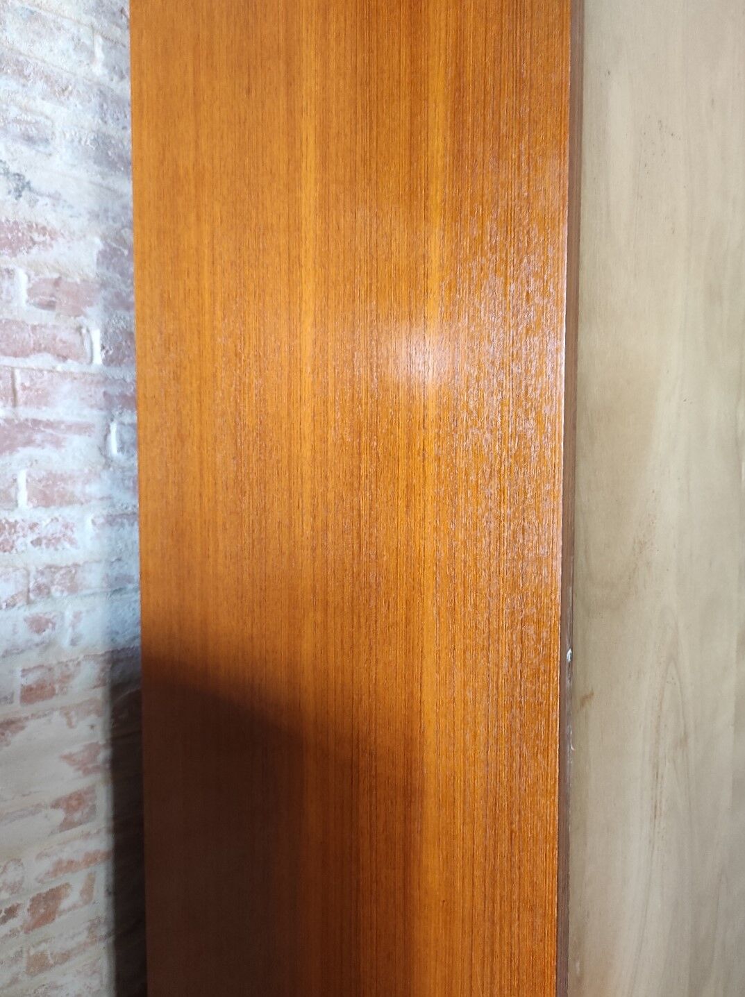 Armoire vintage