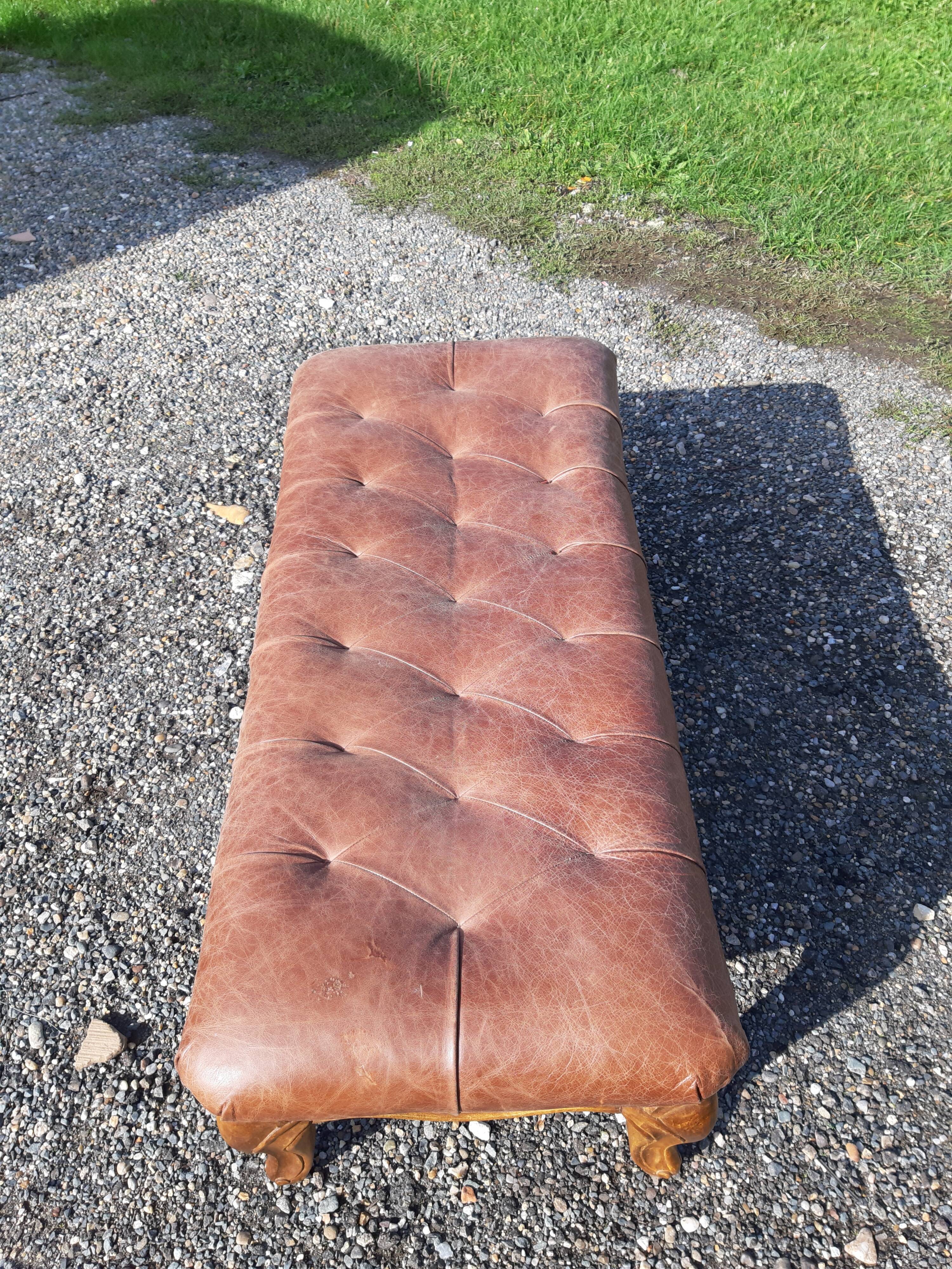 Banquette bois et skai marron