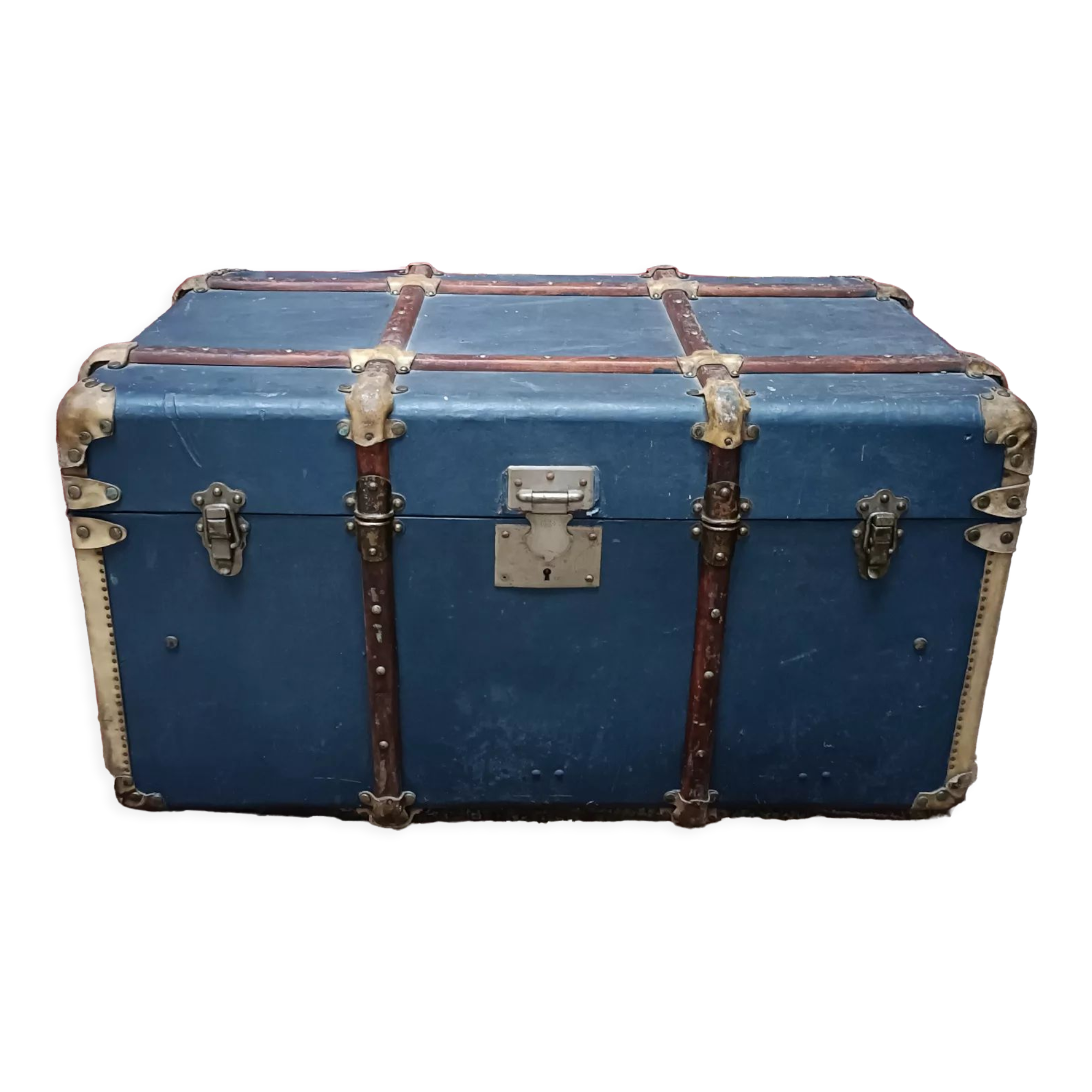 Former D.FES travel trunk trademark, 1950s